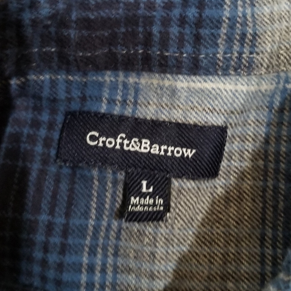 L, Croft & Barrow Flannel Shirt - Picture 3 of 3